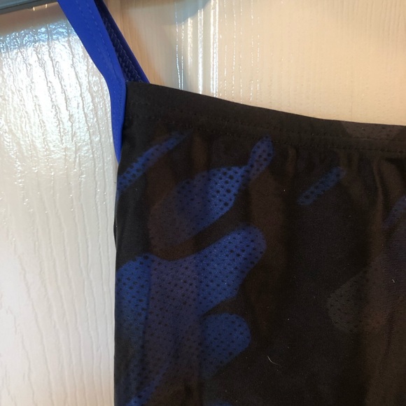 BNWT Competitive Speedo Swim Suit Size 30 - Picture 2 of 9